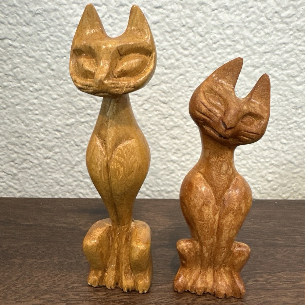 Rare Vintage Pair of Hand Carved Wooden Cat Sculptures 5"& 4" Tall